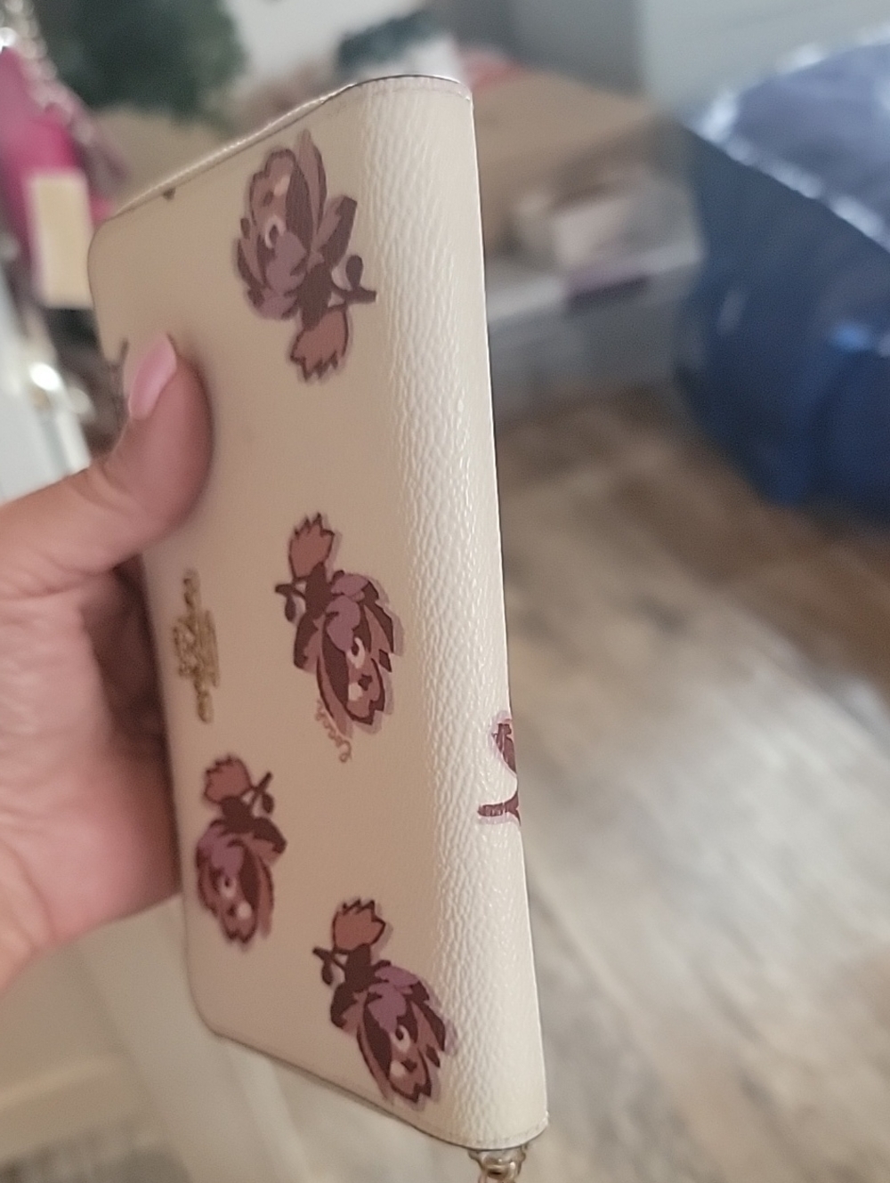 Coach Cream Zip-Around Wallet with Pink And Purple Floral Motif - Picture 10 of 17
